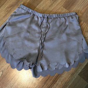 Lavender scalloped lightweight shorts